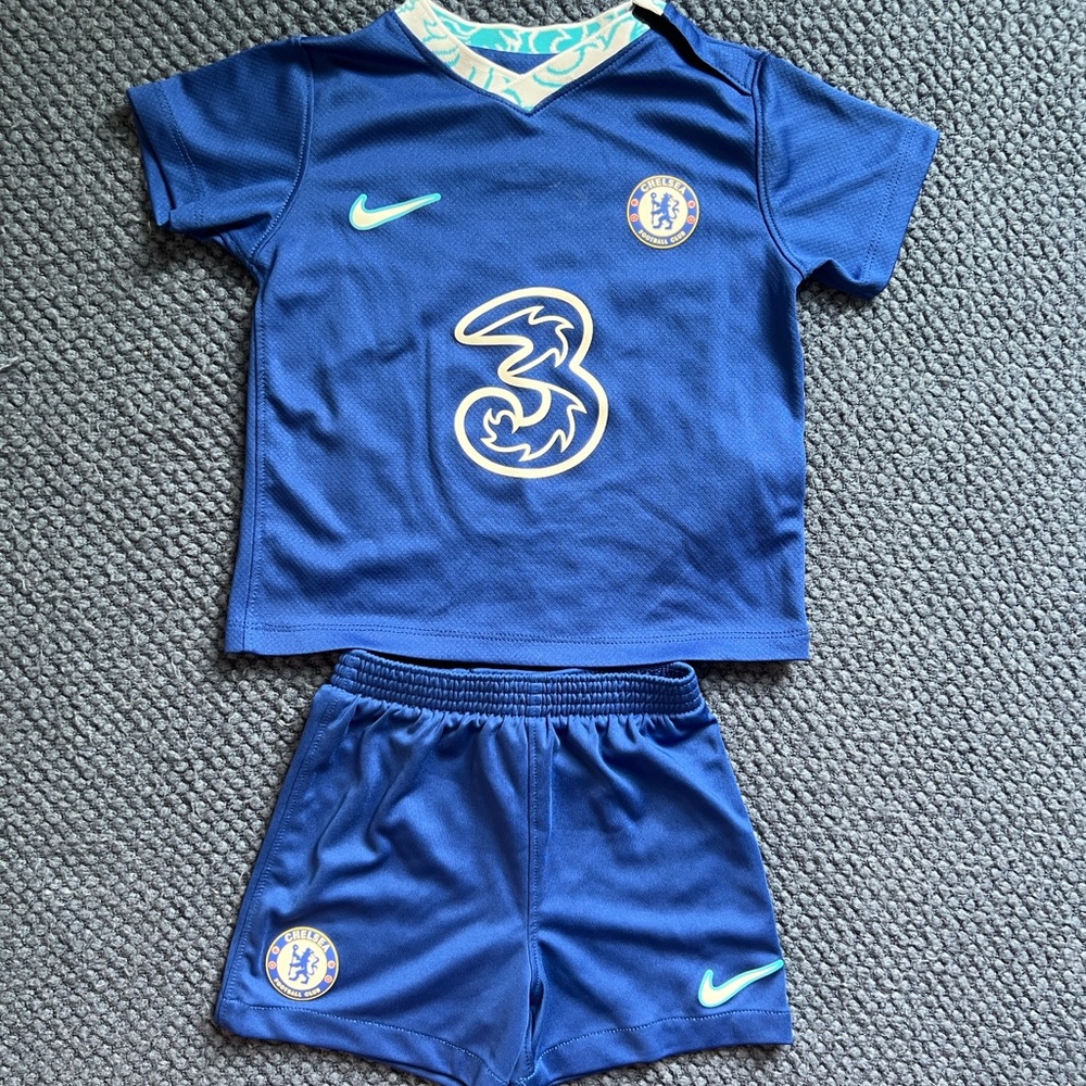 Official Toddler Nike Chelsea Kit